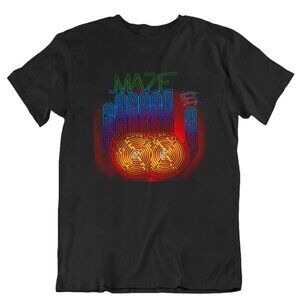 Maze Funk Soul Band T-Shirt Classic Music Artist Graphic Fan Gift Unisex Tee 17